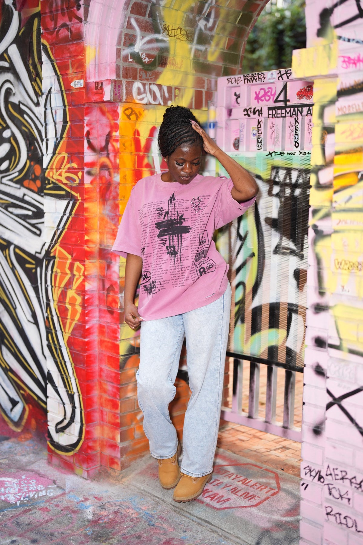 BS DISTRESSED OVERSIZED  VINTAGE TEE - ACID WASHED PINK